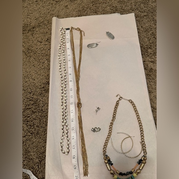 Bundle of 7 pieces of Jewelry. Kendra Scott, CZ, Sterling Silver, Faux Pearls - Picture 15 of 15